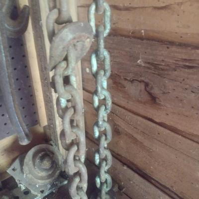 Large Chain and Accessories