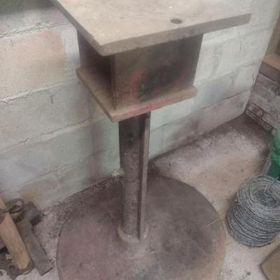 Steel Plate Pedestal Work Stand