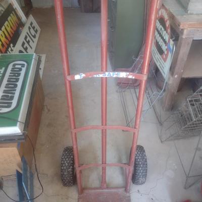 Hand Truck with Pnuematic Tires