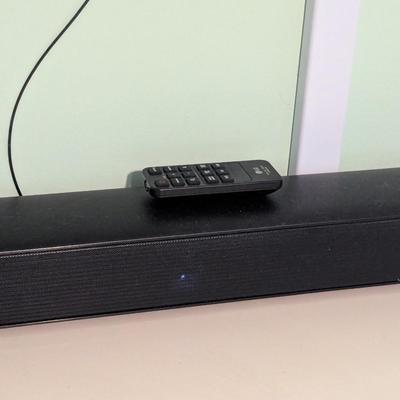 Toshiba 33" TV With LG Sound Bars Both Come With Remotes (PB)