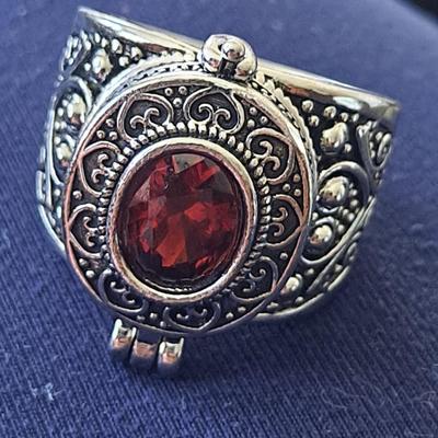 Poison pill ring