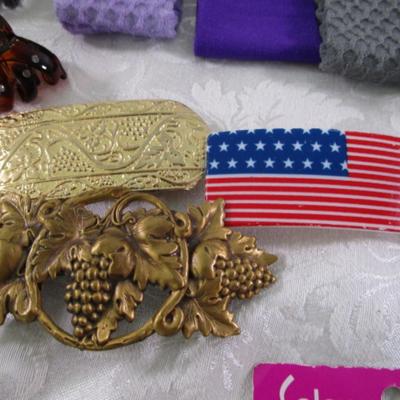 Sale Photo Thumbnail #51: 5 new headbands, 2 Vintage butterfly hair combs, 1 large hair clip, 2 pkg of new snap clips (1 is partial), 1 partial pkg new mini snap clips, 1 new pkg prong hair clips, 1 Minnie Mouse clip, 8 decorative hair clips, Conair hair trimmer