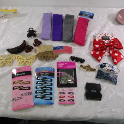 Sale Photo Thumbnail #46: 5 new headbands, 2 Vintage butterfly hair combs, 1 large hair clip, 2 pkg of new snap clips (1 is partial), 1 partial pkg new mini snap clips, 1 new pkg prong hair clips, 1 Minnie Mouse clip, 8 decorative hair clips, Conair hair trimmer