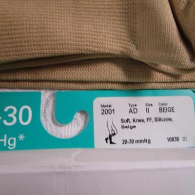 Sale Photo Thumbnail #70: New in pkg 4 black XL, 2 beige #2, 3 beige XL 30-40 mmHg ; 4 beige not in pkg (look new)