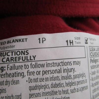 Sale Photo Thumbnail #156: 100% polyester, has 5 settings, machine washable