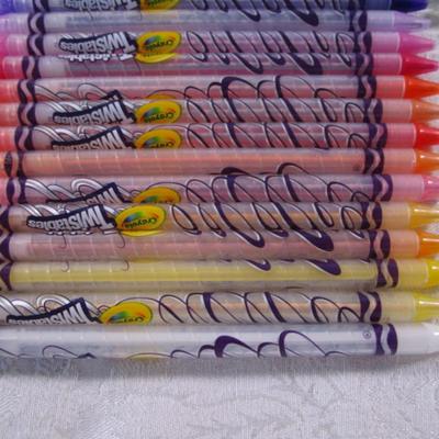 Sale Photo Thumbnail #208: See pictures, half of the crayons are skin tones