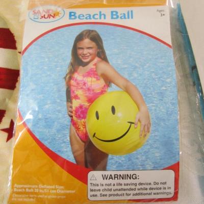 Sale Photo Thumbnail #377: Banner is 8' x 30", Kite flag is 28" x 40", Welcome Friends flag is 12-1/2" x 17-3/4", Beachball is 20", See pictures