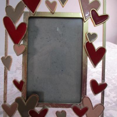 Sale Photo Thumbnail #619: Hold 4" x 6" pictures See pictures
