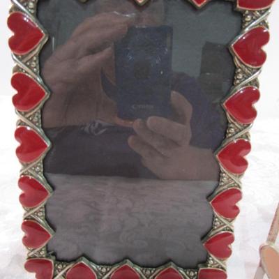 Sale Photo Thumbnail #618: Hold 4" x 6" pictures See pictures