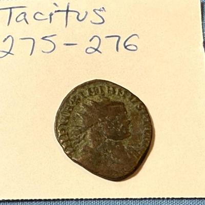 TACITUS 275-276 ANCIENT ROMAN BRONZE COIN AS PICTURED. (COIN #15X).