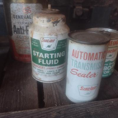 Collection of Vintage Advertising Petrolina Products Includes Sinclair, Wolf's Head and Other