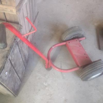 Metal Dolly with Pnuematic Tires