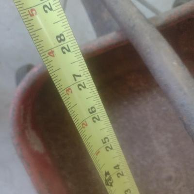 Vintage Radio Super Metal Pan Pull Wagon