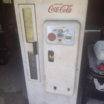Vintage Cavalier 1950's Coca-Cola Retail Coin Operated Vending Machine