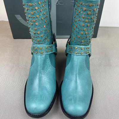 New Jessica Bennett Studded Cowboy Boots
