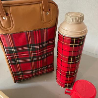 Thermos bread box and thermos with bag
