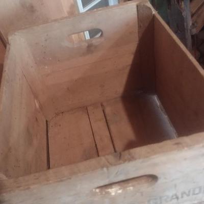 Vintage Lockhart and Grandle Barboursville, VA Orchard Box