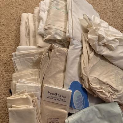 Sale Photo Thumbnail #268: Most of them are king size