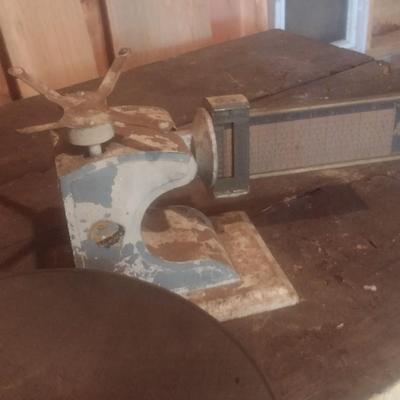 Vintage Pelouze Merchant's Scale