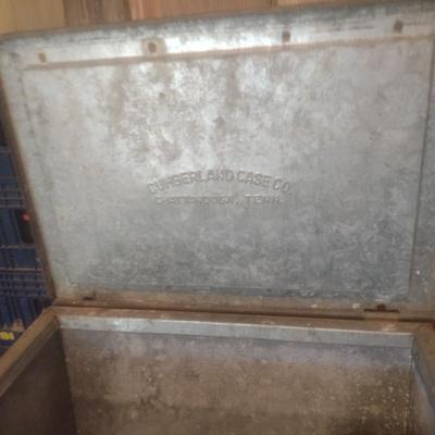Vintage Metal Dairy Milk Porch Box (B3)