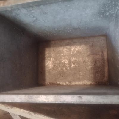 Vintage Metal Dairy Milk Porch Box (B3)
