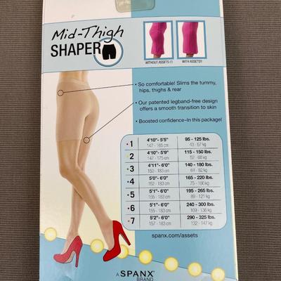 Assets by Spanx Mid-Thigh Shaper Size 1 Nude