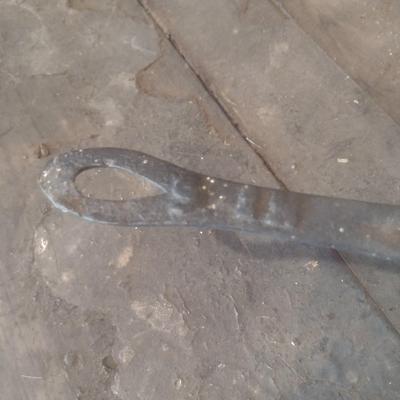 Antique 9" Cast Iron Tripod Pan