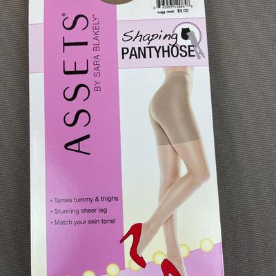 Assets by Spanx Shaping Pantyhose Size 1 Nude