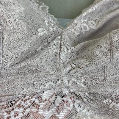 2 New Dreamfit Bralettes Size 3XL