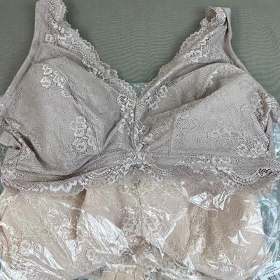 2 New Dreamfit Bralettes Size 3XL