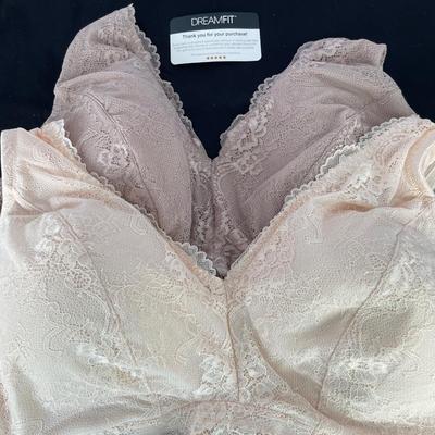 2 New Dreamfit Bralettes Size 3XL