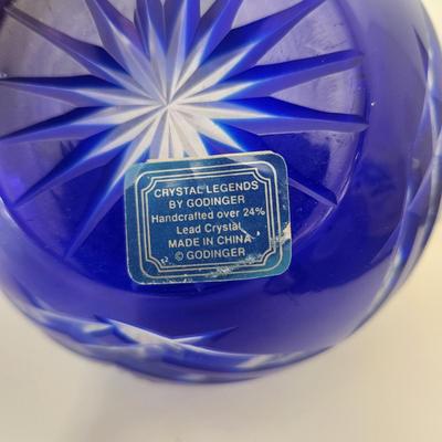 Vintage Godinger Legends Cut to Clear Cobalt Blue Crystal Vase