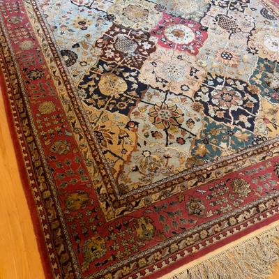 Sale Photo Thumbnail #67: Measure 120" X 80" Very Good Condition. Minor Fringe Loss, but over all very good. No Stains or Damage. 