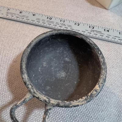 Sale Photo Thumbnail #206: 3-1/2" Diameter Shows signs of age. No paper work on this item.? 