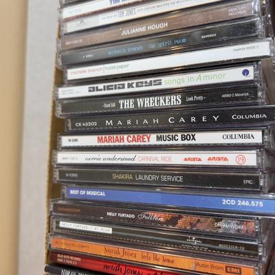 Sale Photo Thumbnail #347: Good Stuff. Mostly women artists. Pop!  Well Cared for. 