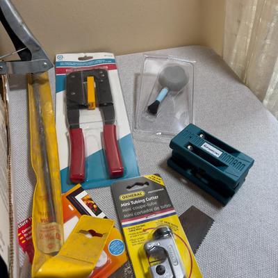 Sale Photo Thumbnail #495: Used and usable.