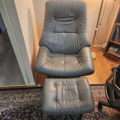 Gray Stressless J.E. Ekornes A/S Ikornnes Made in Norway Mid Century