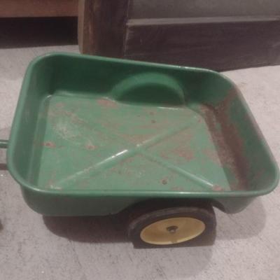 Vintage John Deere Cast Body 4020 Peddle Tractor with Metal Pan Single Axle Pull Wagon