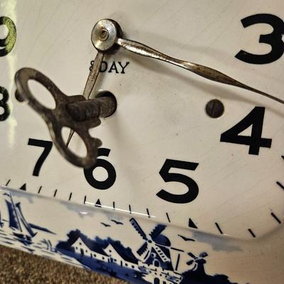 Lot of 2 Vintage Clocks - As Is/Needs Work