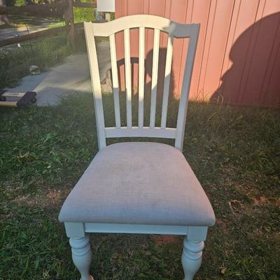 White Wicker Desk with Chair