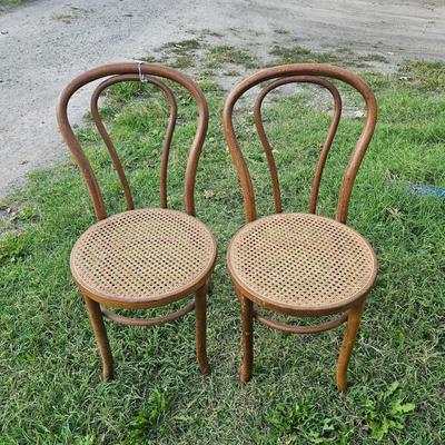 Lot of 2 Antique Bistro/Cafe/Ice Cream Chairs