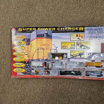 Super Power Charger Complete HO Scale Electric Train Set - Unopened