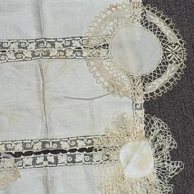 Antique Linen Lot 10 pieces, doilies & runners 1800's to 1900's vintage