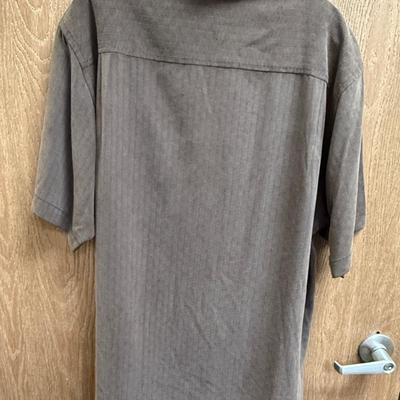 Men's Size L Large 100% Silk Tommy Bahama Brown Loose Fitting Button up Camp shirt