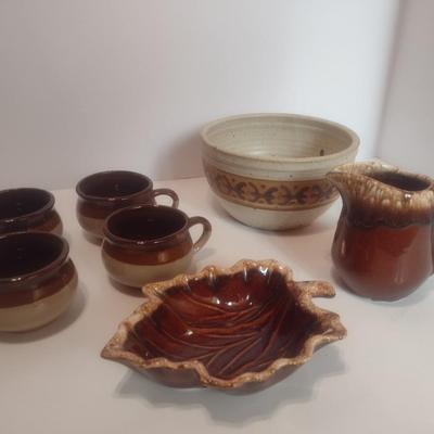 Collection of Vintage Pottery Serving Pieces Includes Hull Pottery