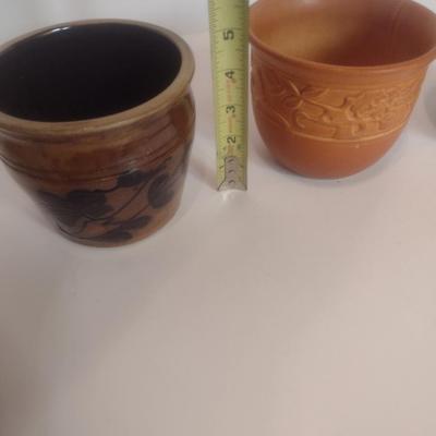 Set of Three Pottery Vases Includes Robinson Ransbottom Roseville, OH
