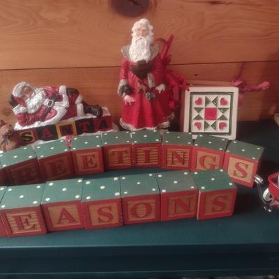 Collection of Holiday Themed Decorations (See all Pictures)
