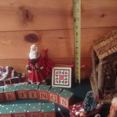 Collection of Holiday Themed Decorations (See all Pictures)
