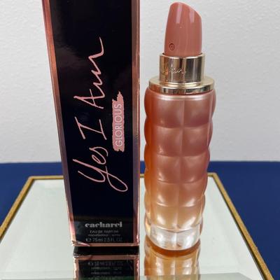 Cacharel Yes I Am Glorious Perfume