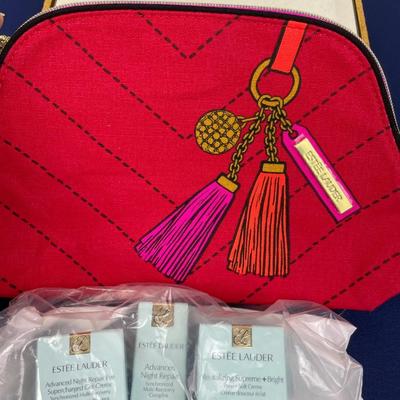 New Estee Lauder 4 piece Skincare Set